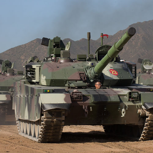 八發(fā)八中！兵器工業(yè)集團多款“裝甲與反裝甲”武器首次公開(kāi)實(shí)彈射擊